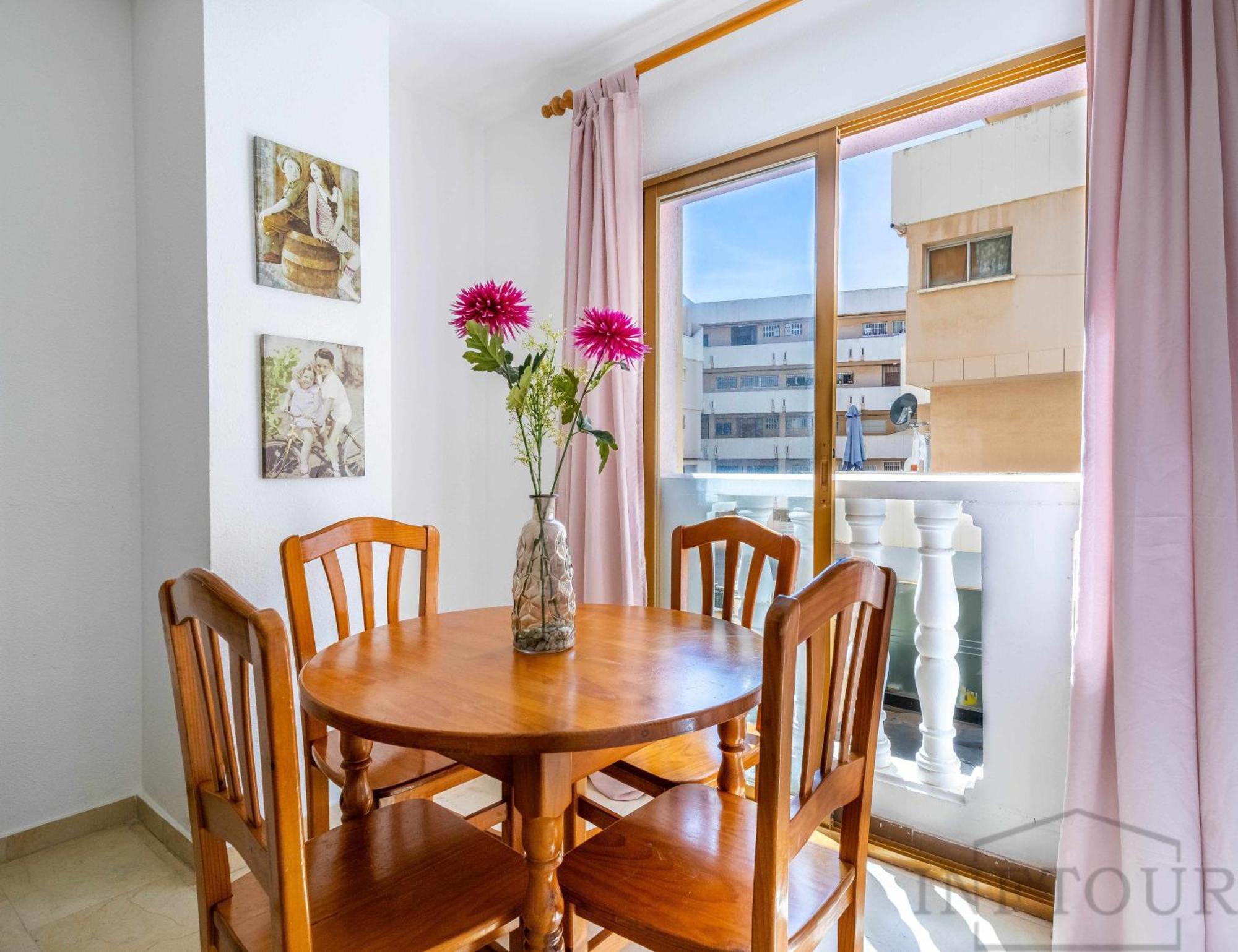 Inftour Medici Apartamento Калпе Екстериор снимка