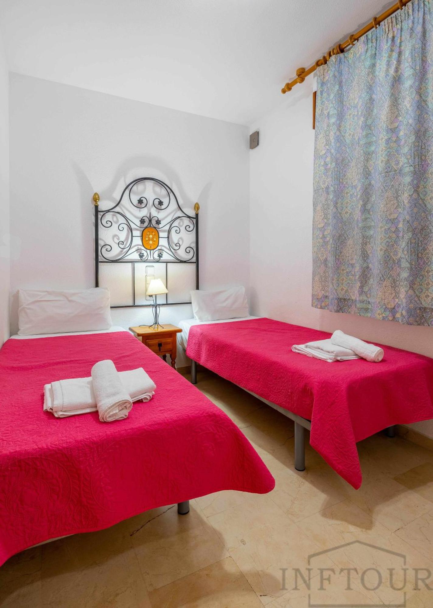 Inftour Medici Apartamento Калпе Екстериор снимка