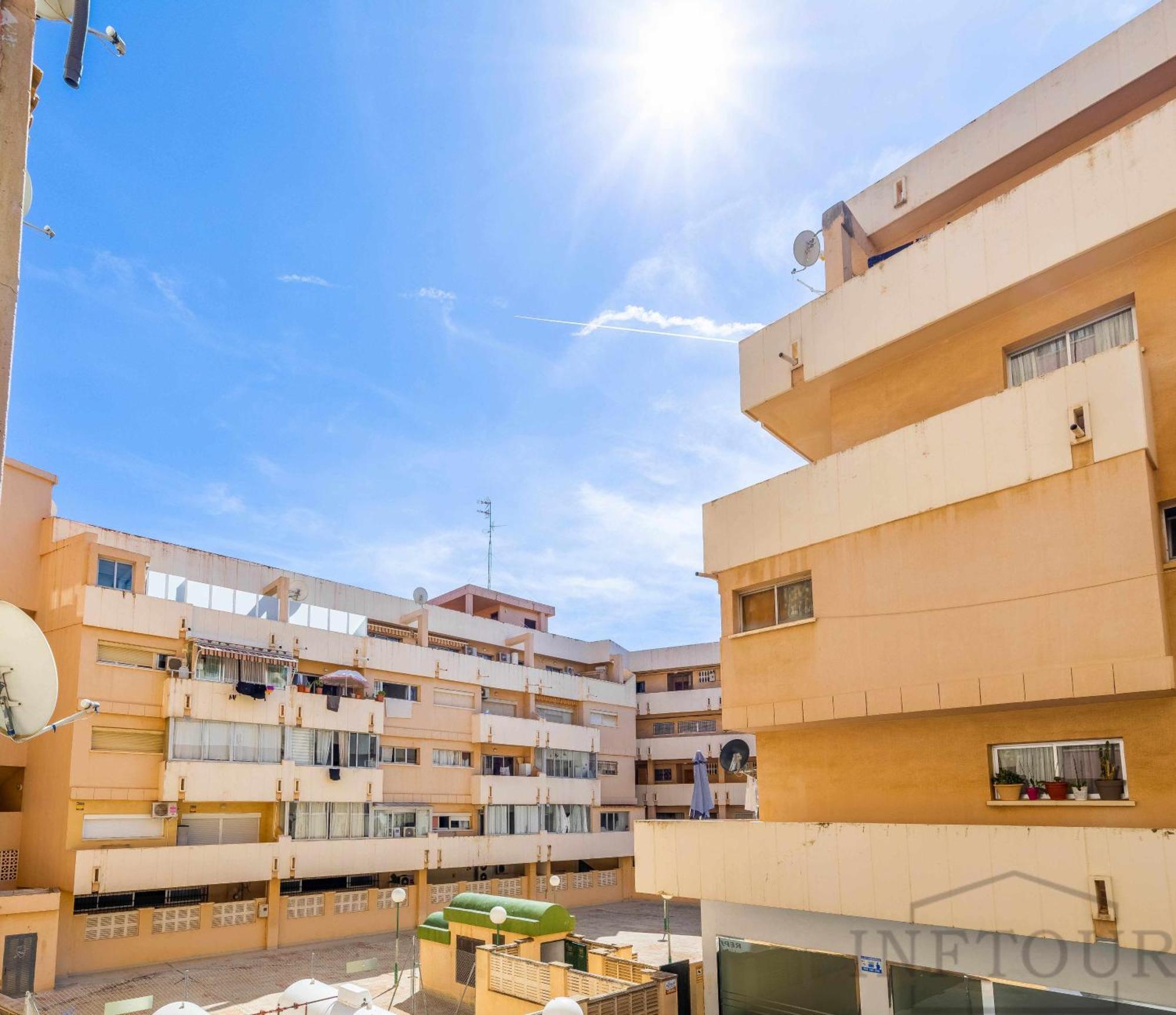 Inftour Medici Apartamento Калпе Екстериор снимка